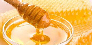 Şeker Alternatifleri İle Değişen Beslenme Alışkanlıkları Günümüzde beslenme alışkanlıkları hızla değişirken, rafine şeker tüketimine yönelik farkındalık da her geçen gün artıyor. Aşırı şeker tüketiminin kilo kontrolünden metabolik sorunlara kadar birçok başlıkta tartışılması, tüketicileri farklı şeker alternatifleri arayışına yönlendiriyor. Bu alternatifler yalnızca tatlı ihtiyacını karşılamakla kalmıyor, aynı zamanda daha dengeli bir beslenme düzeni oluşturma isteğine de yanıt veriyor. Konulu bir haber görseli.